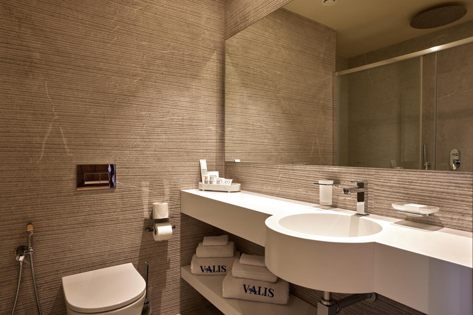 Valis Luxury Hotel Вльора Екстер'єр фото
