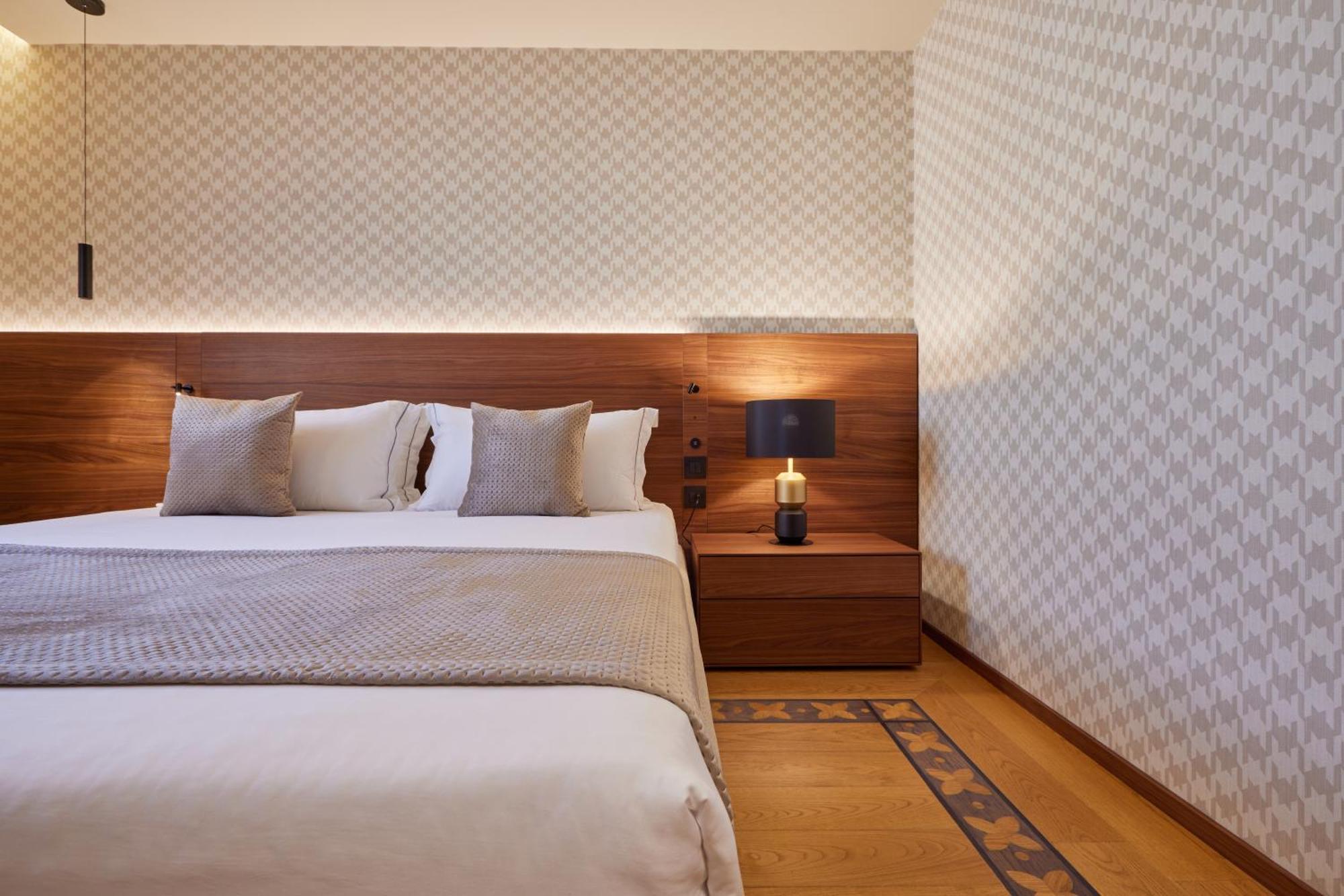 Valis Luxury Hotel Вльора Номер фото