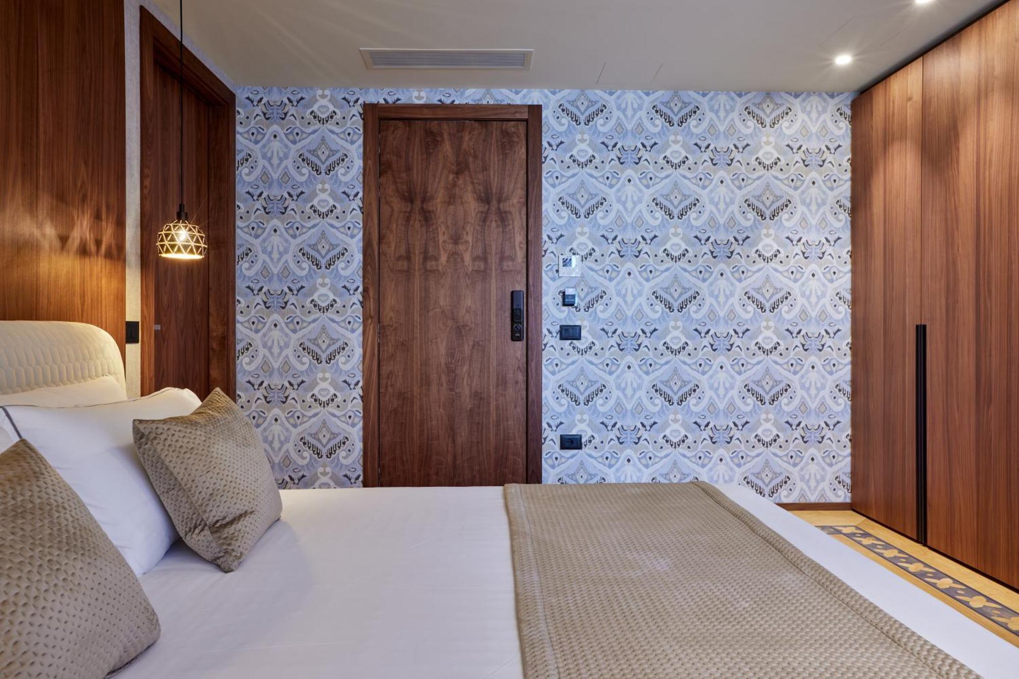 Valis Luxury Hotel Вльора Номер фото