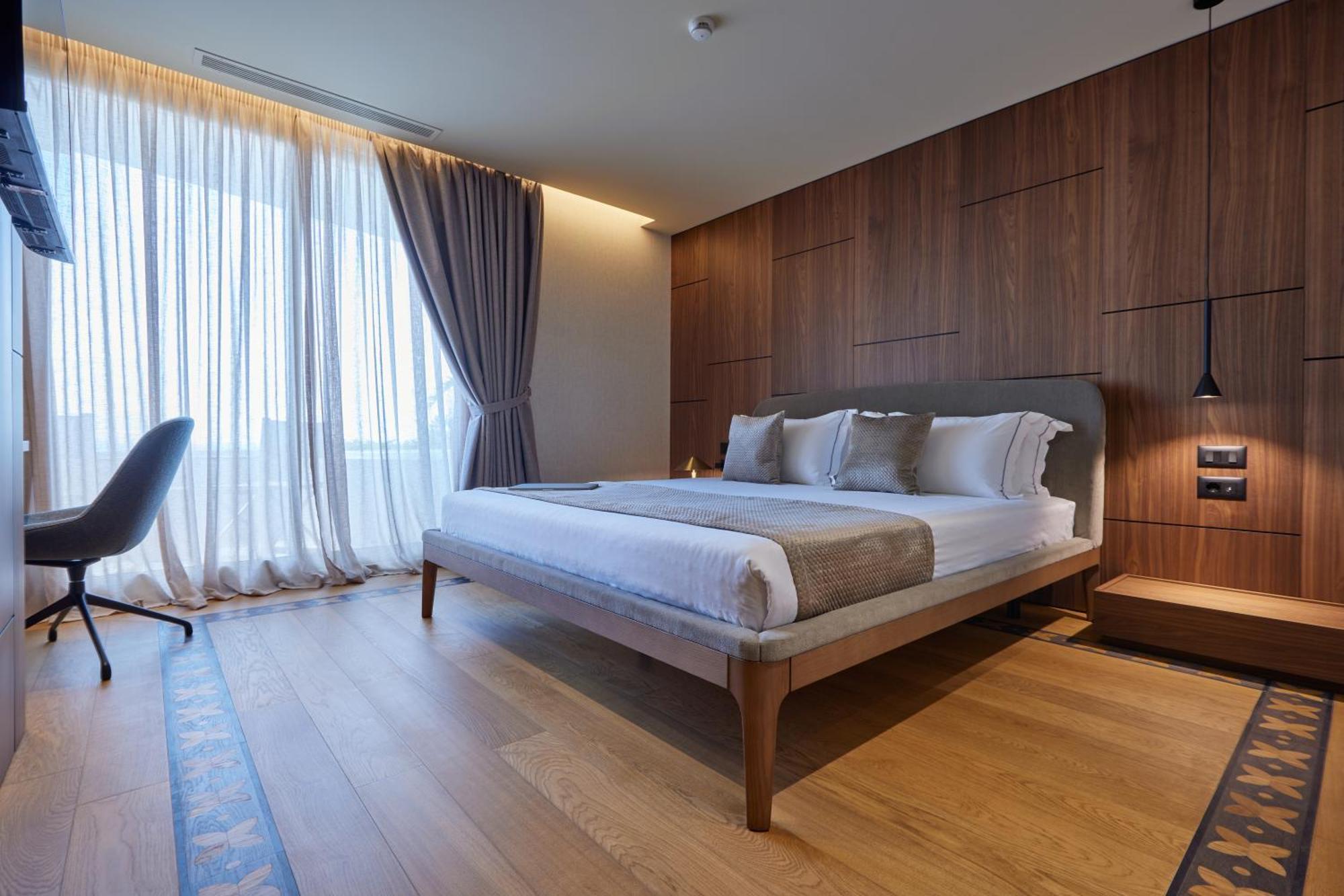 Valis Luxury Hotel Вльора Екстер'єр фото
