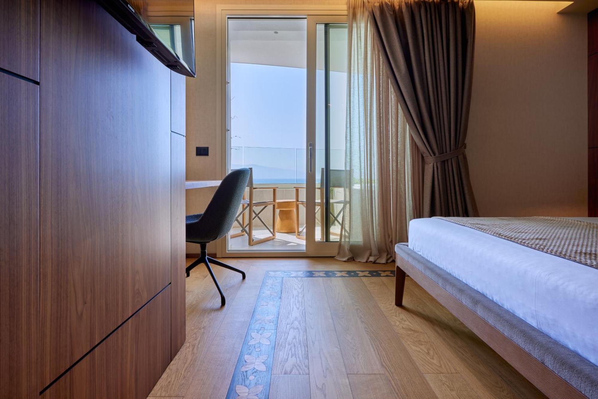 Valis Luxury Hotel Вльора Екстер'єр фото