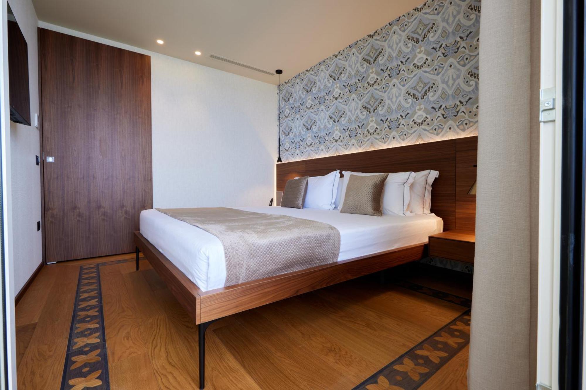 Valis Luxury Hotel Вльора Екстер'єр фото