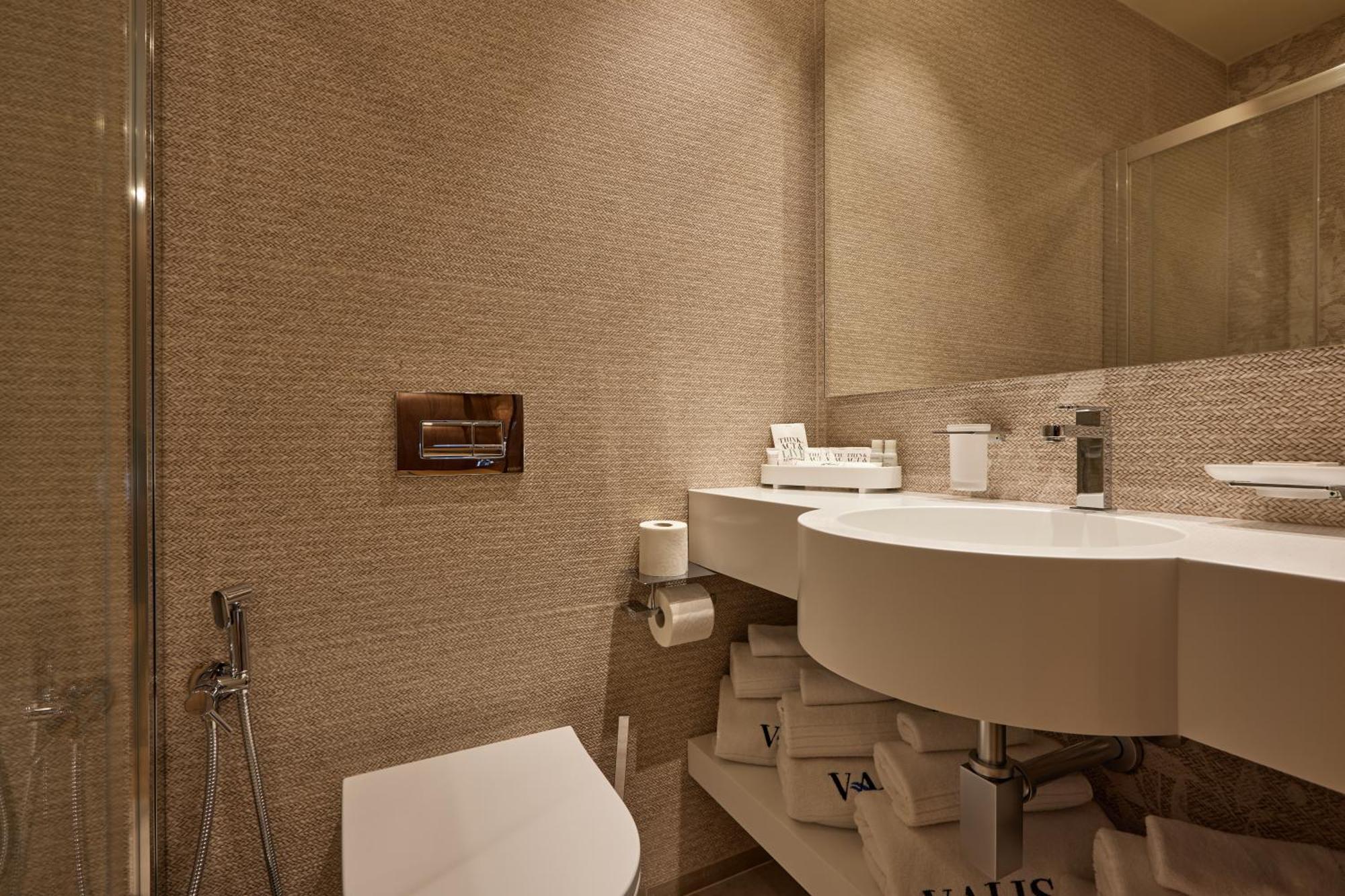 Valis Luxury Hotel Вльора Екстер'єр фото