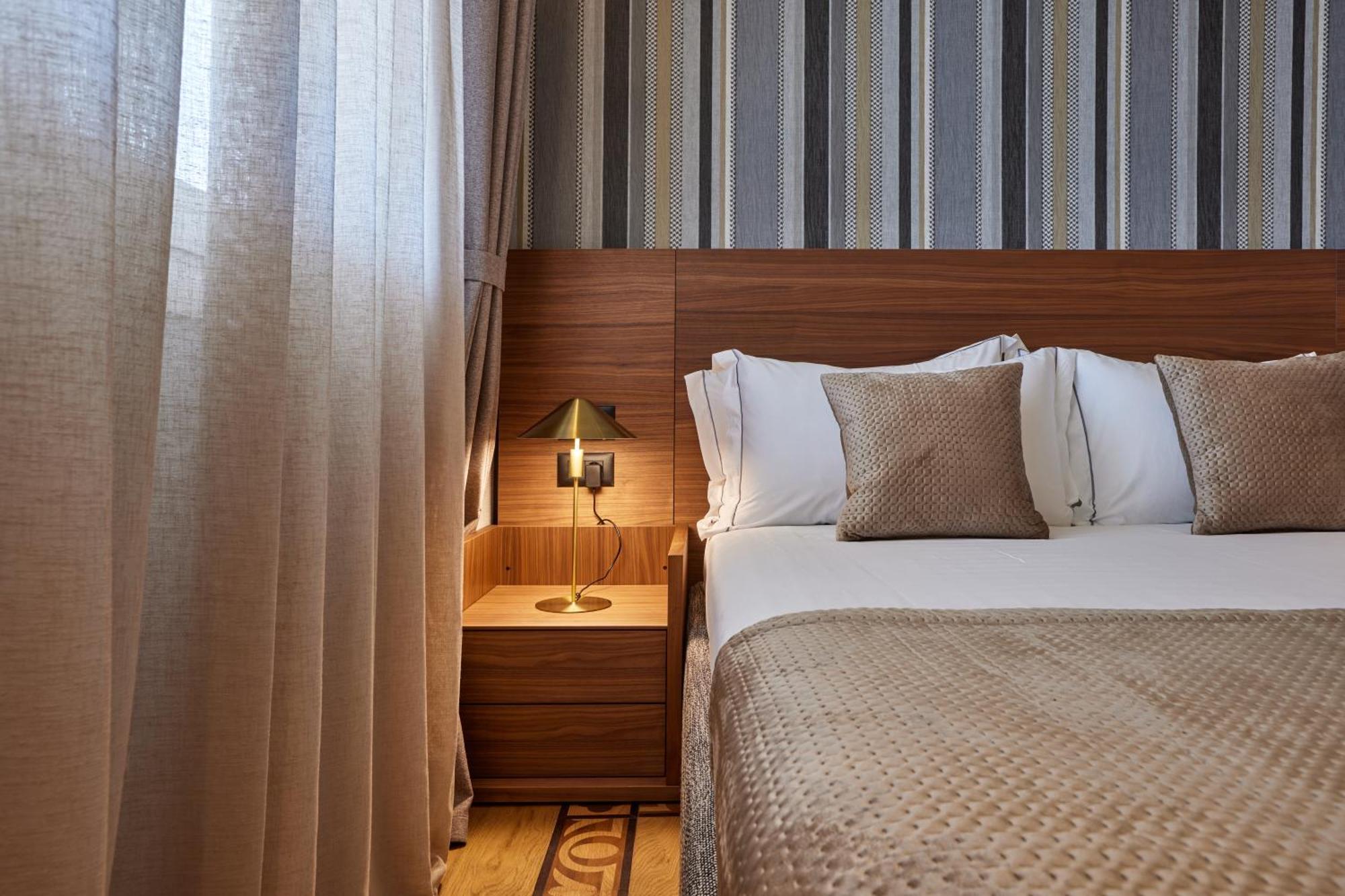 Valis Luxury Hotel Вльора Екстер'єр фото