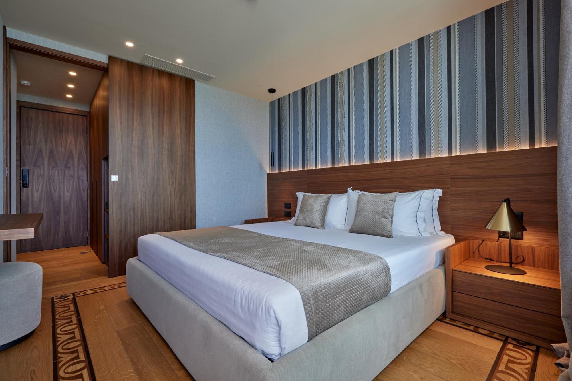 Valis Luxury Hotel Вльора Екстер'єр фото