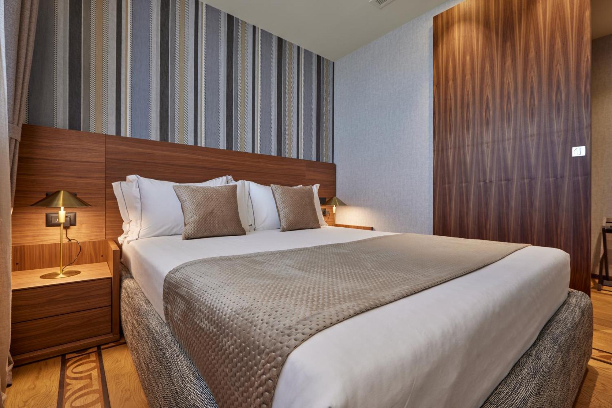 Valis Luxury Hotel Вльора Екстер'єр фото