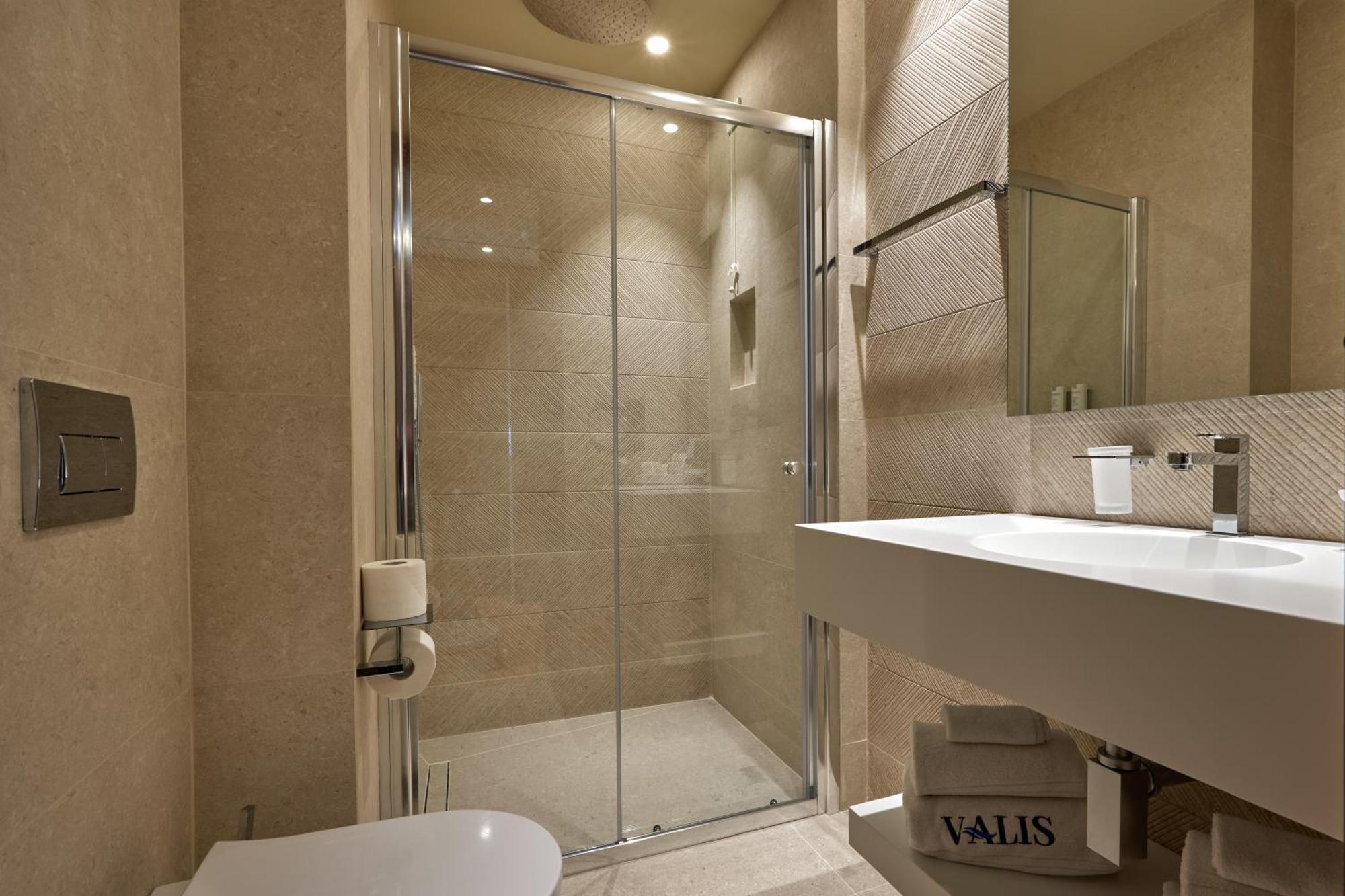 Valis Luxury Hotel Вльора Екстер'єр фото