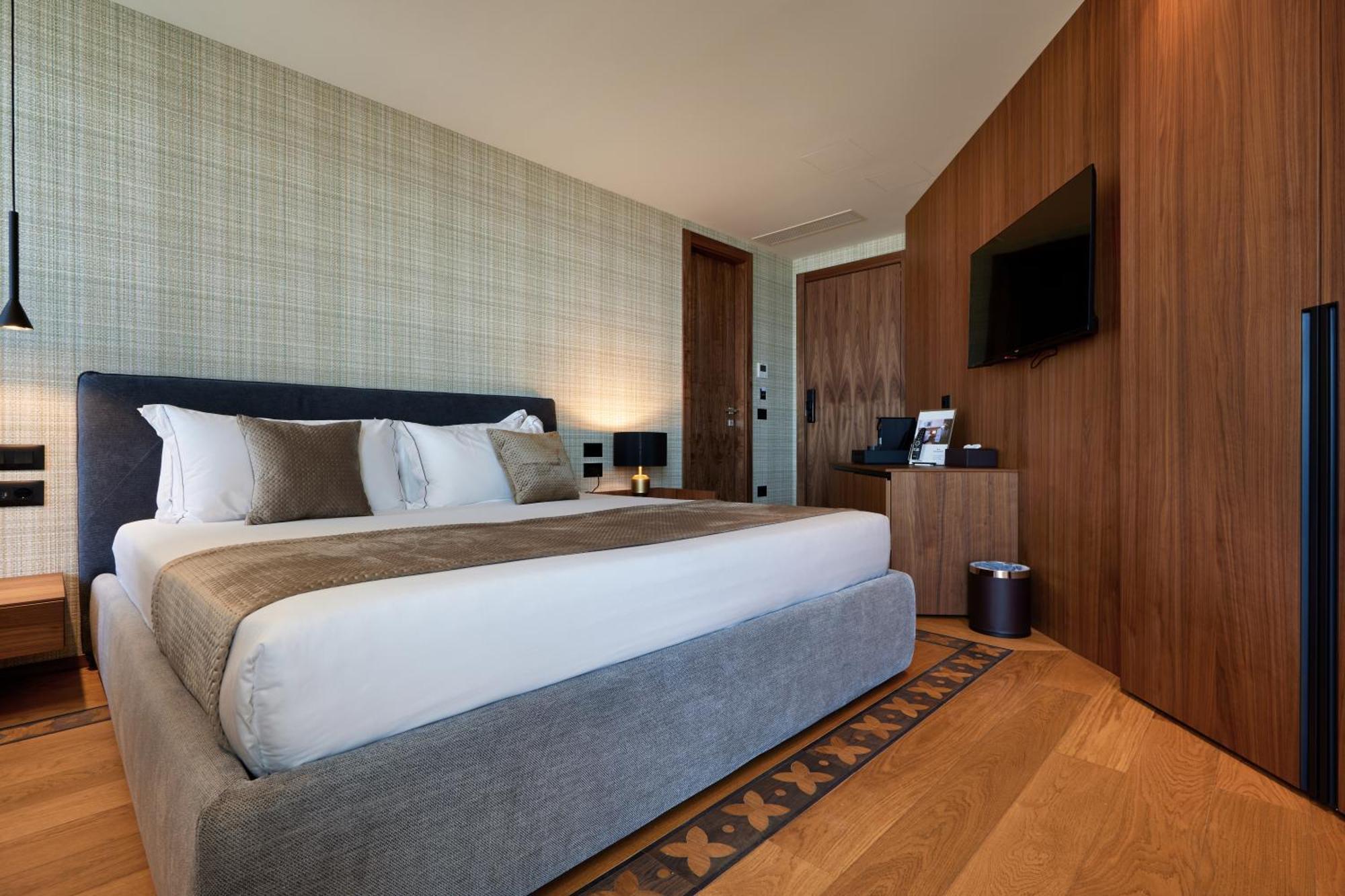 Valis Luxury Hotel Вльора Екстер'єр фото