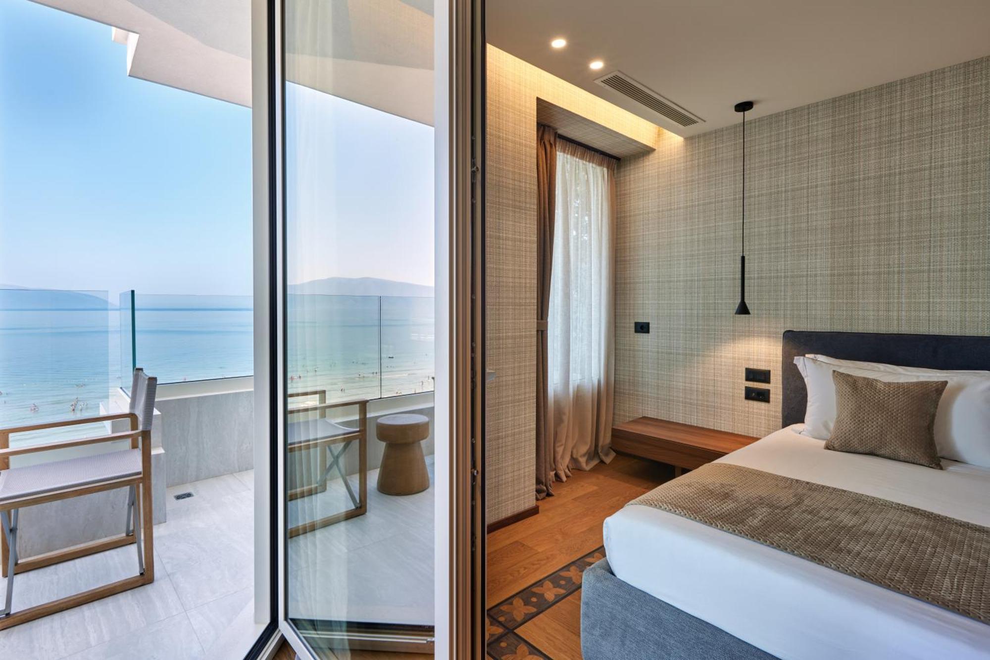 Valis Luxury Hotel Вльора Екстер'єр фото